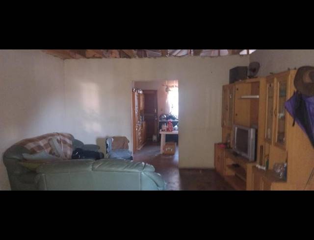 4 BEDROOM HOUSE FOR SALE IN SOSHANGUVE PP